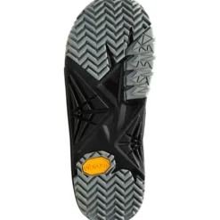 DC Judge Snowboard Boots