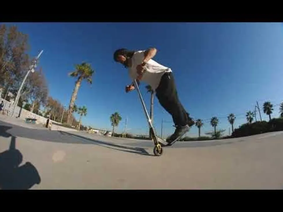 NKD Mono Pro Scooter