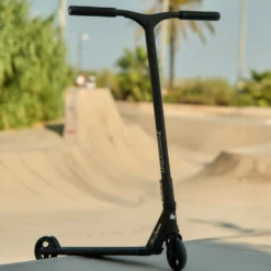 NKD RIZZ Pro Scooter
