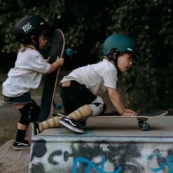 NKX Claws Skateboard