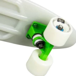 NKX Deluxe Skateboard 22"
