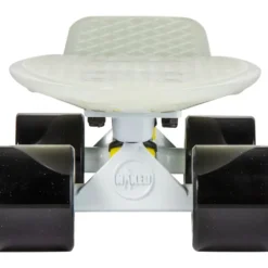 NKX Deluxe Skateboard 22"