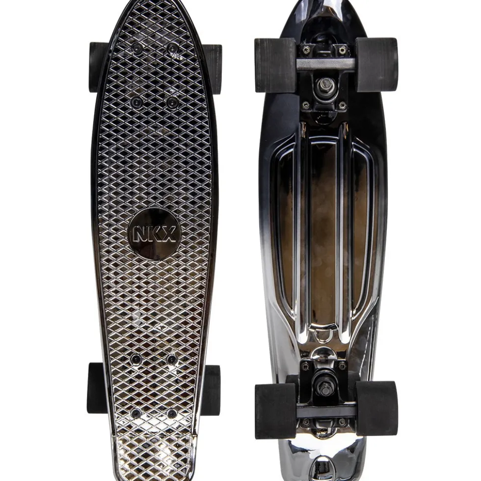 NKX Deluxe Skateboard 22"