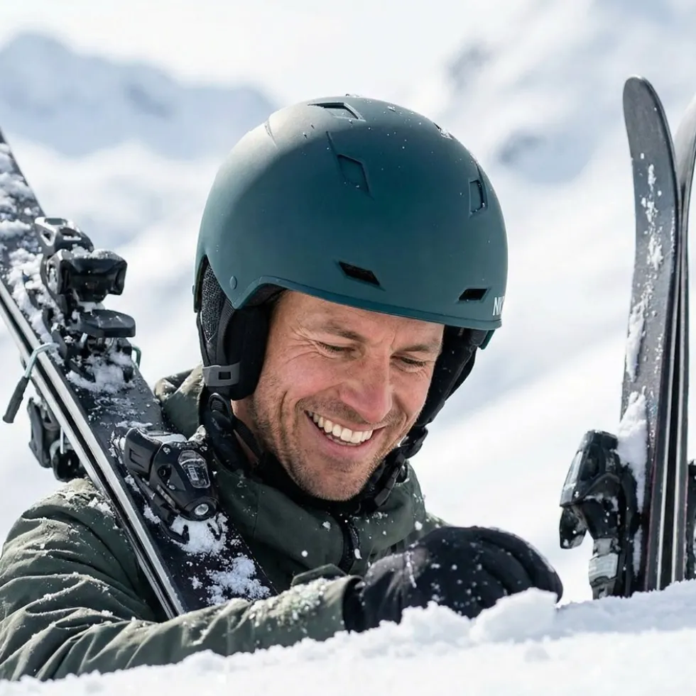 NKX Nomad Snow Helmet