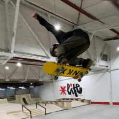 NKX Skateboard 7.75