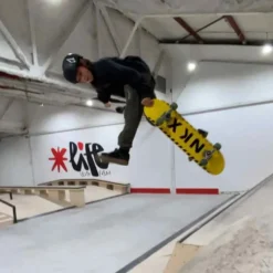 NKX Skateboard 7.75