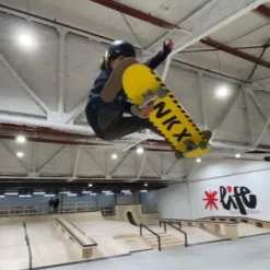 NKX Skateboard 7.75