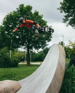 NKX Skate or Die Skateboard