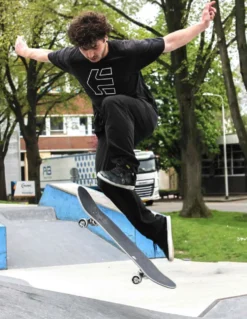 NKX Skate or Die Skateboard
