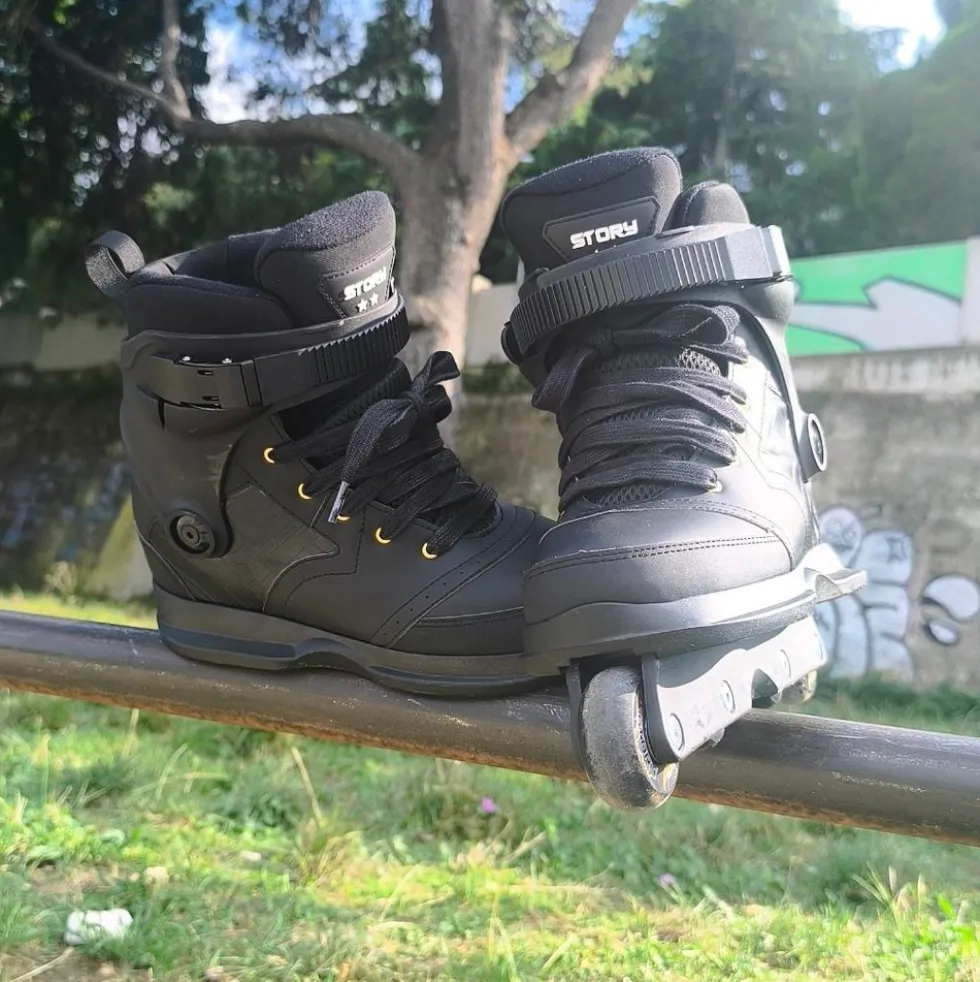 Story Aggressive Inline Skates
