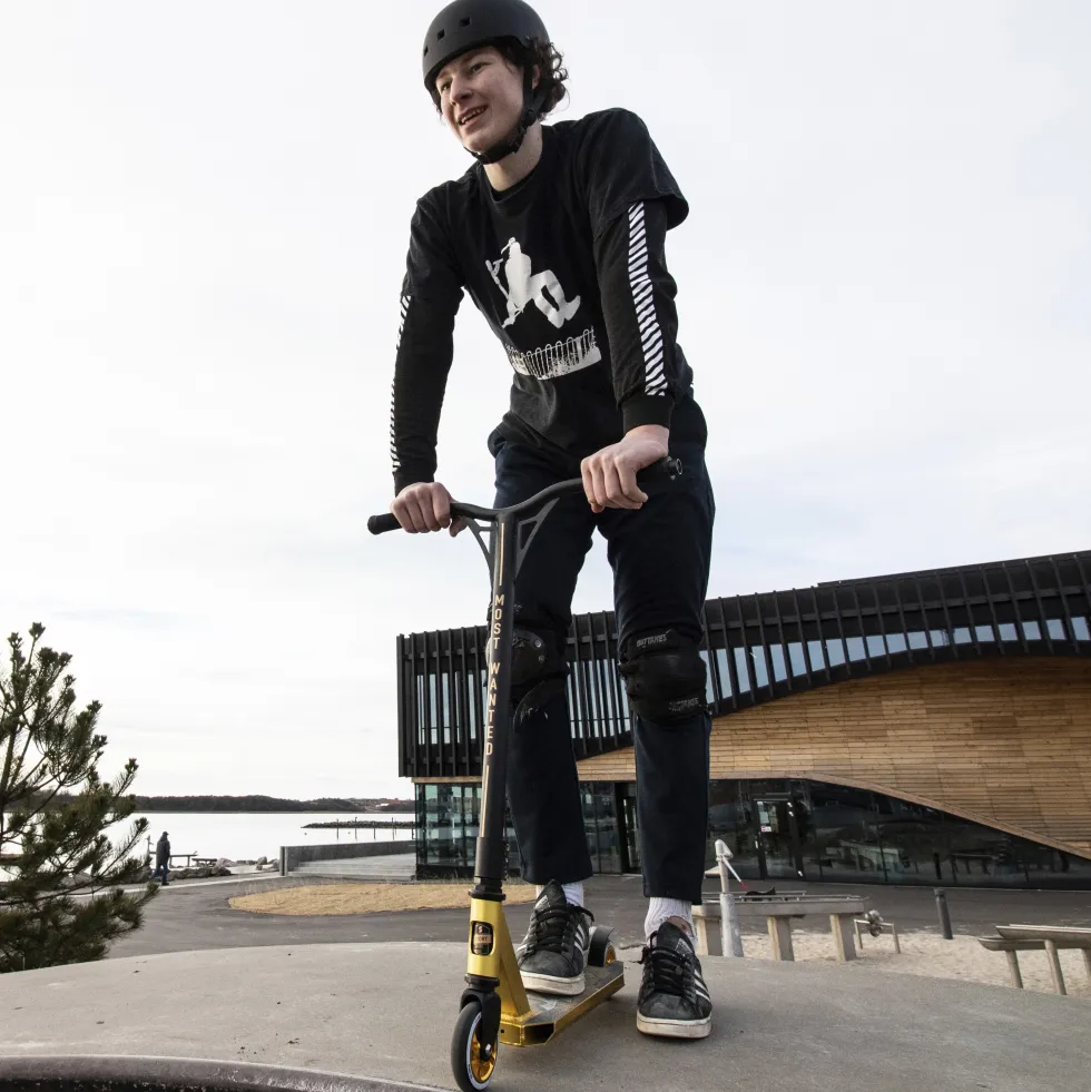 Story Bandit DOS Pro Scooter