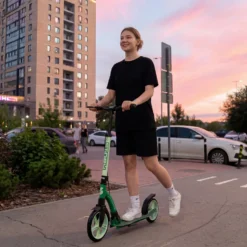 Story CityCruiser Transport Scooter
