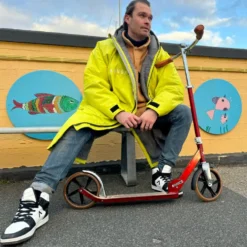 Story Compass Transport Scooter