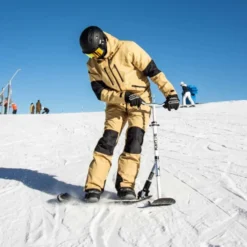 Story Deluxe Snow Scooter