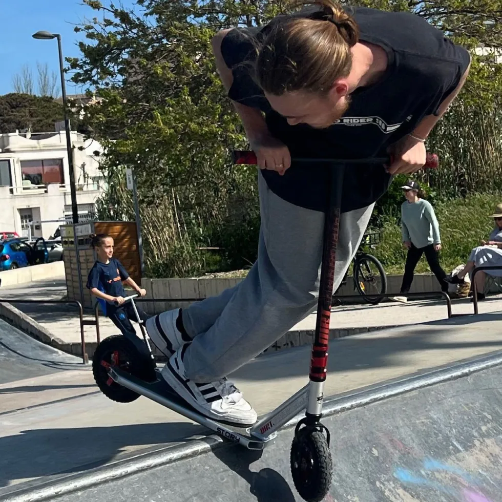 Story Dirt Freestyle Scooter