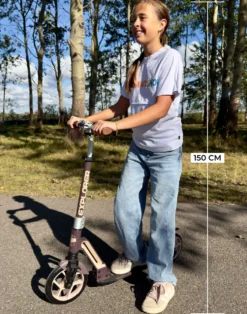 Story Explorer Foldable Kick Scooter