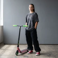 Story High Roller Air Stunt Scooter – Built for Tricks