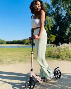 Story Lux commuter scooter - foldable Danish design