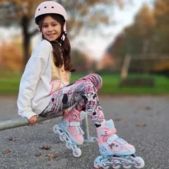 Story Moji Adjustable Inline Skates
