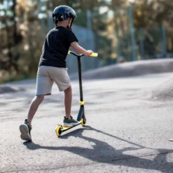 Story Outlaw Pro Scooter