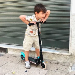 Story Party LED Adjustable Kids Kick Scooter