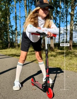 Story Play Kids Scooter With Handbrake And LED Wheels