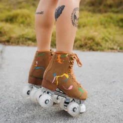 Story Retro Western Roller Skates