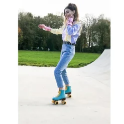 Story Retro Western Roller Skates