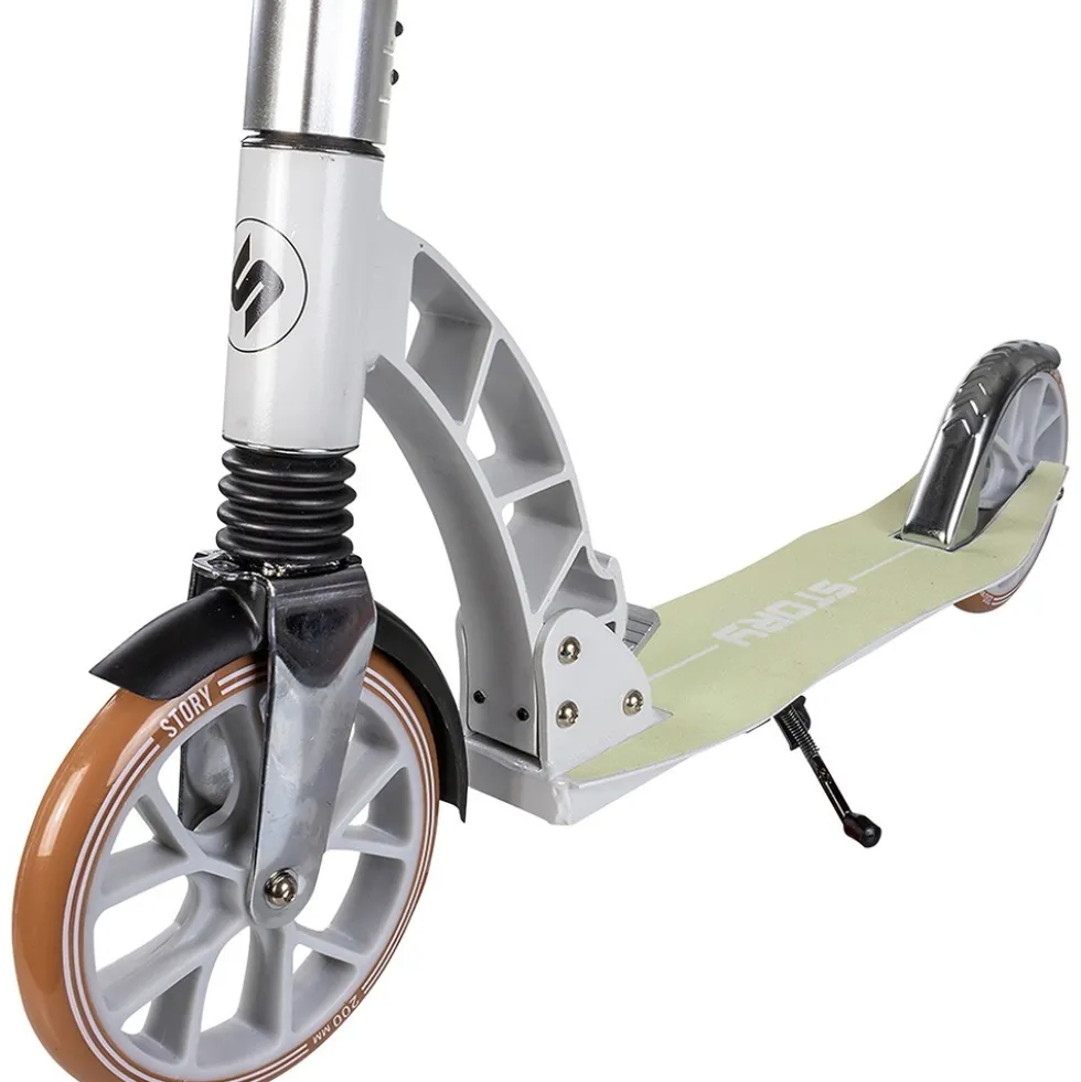Story 70's Foldable Kick Scooter