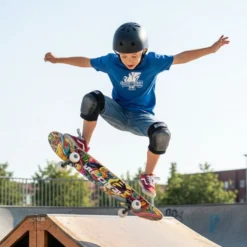 Story 7.75" Skateboard