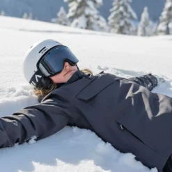 Story Summit Certified Snow Helmet