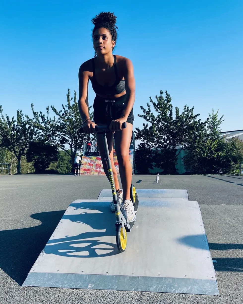 Story Urban GO! Foldable Kick Scooter
