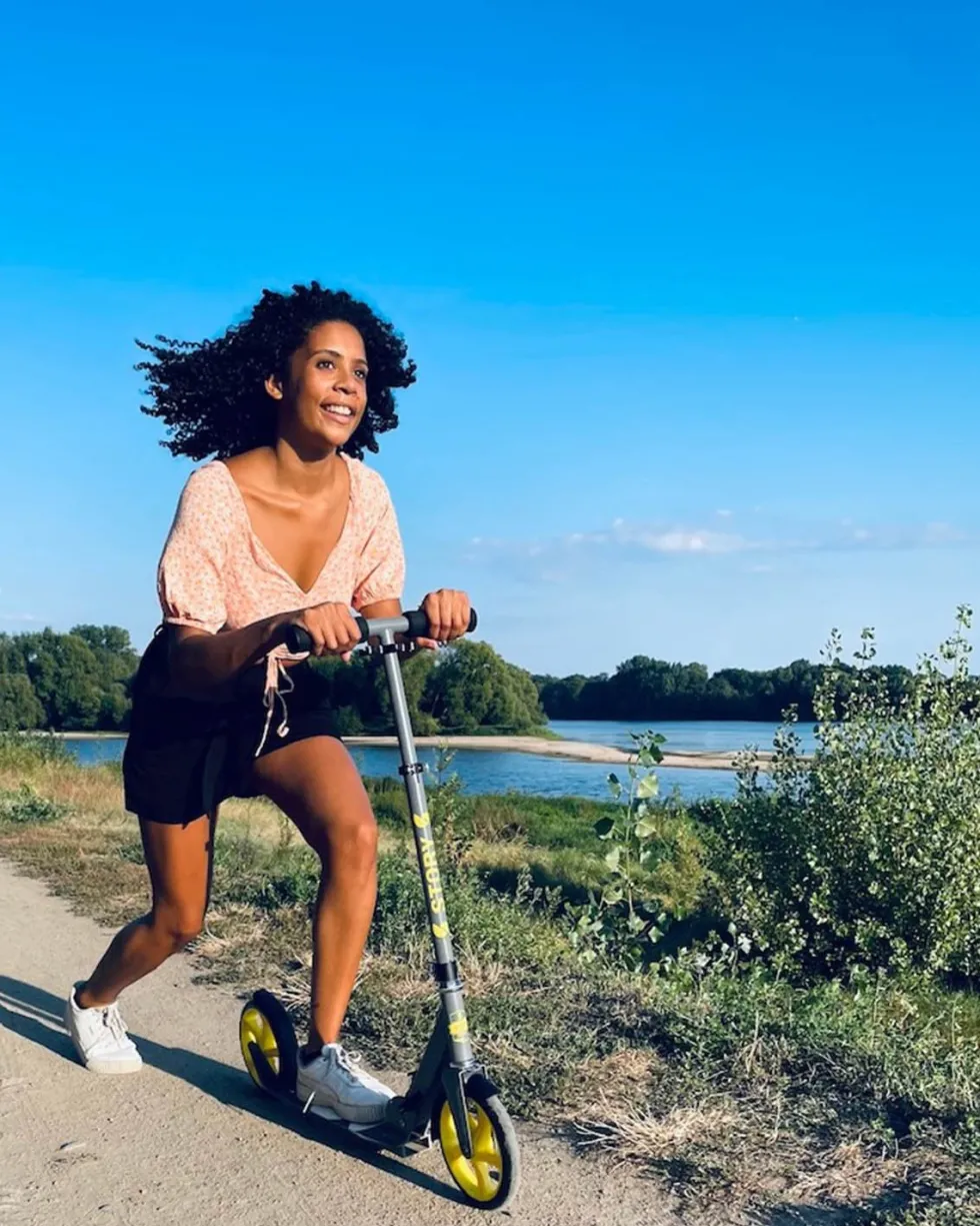 Story Urban GO! Foldable Kick Scooter