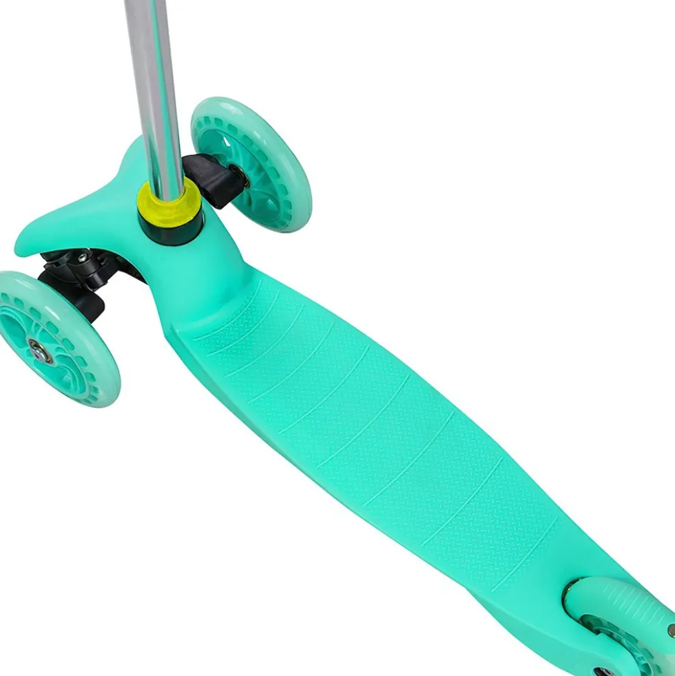 Story 3 wheel Drive Scooter